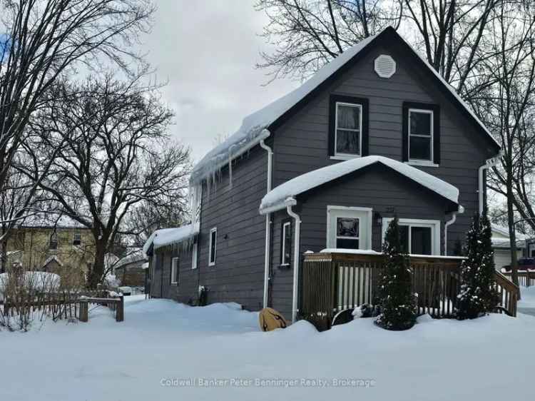 Affordable buy home in the Village of Paisley with cozy features