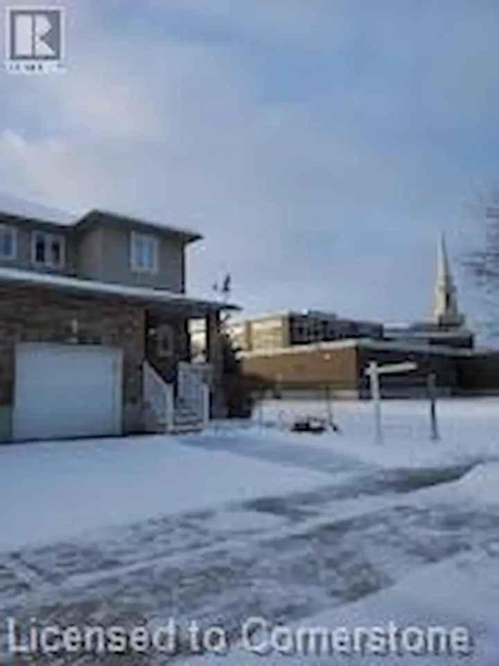 House For Sale in 24, Birkinshaw Road, Cambridge, Ontario