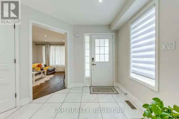 Stunning All Brick Detached Home in Churchill Meadows