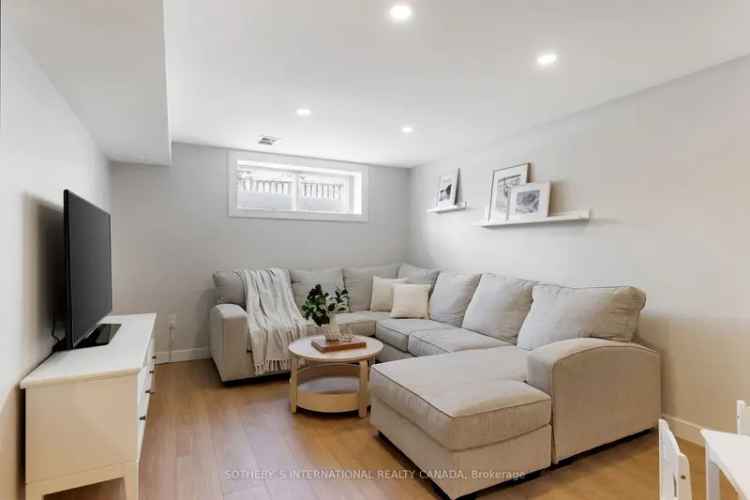 Rent Beautifully Renovated House in Etobicoke with Modern Features