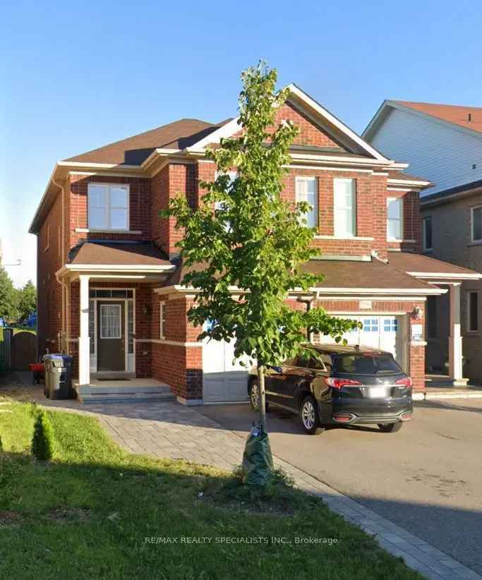 House For Sale in Mississauga, Ontario