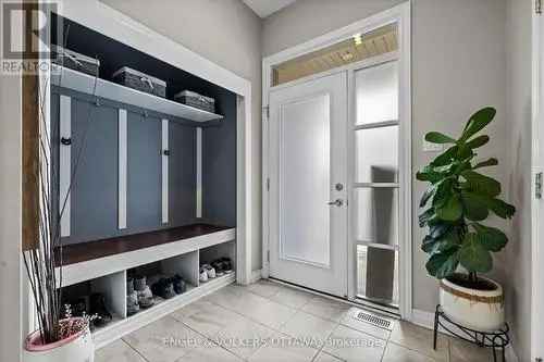 3-Bedroom Townhome in Avalon Ottawa - Family Friendly - 1768 sq ft