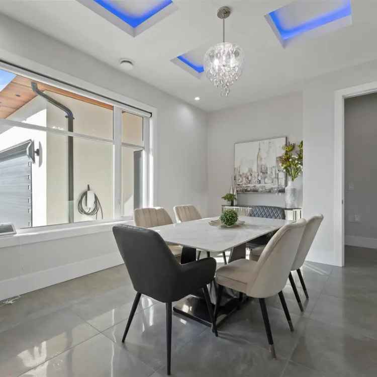 Luxury 8 Bed 7 Bath Home South Surrey Near White Rock Beach