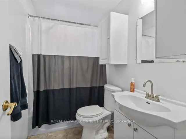 House For Sale in Oshawa, Ontario