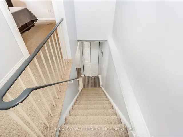 House For Sale in Brampton, Ontario