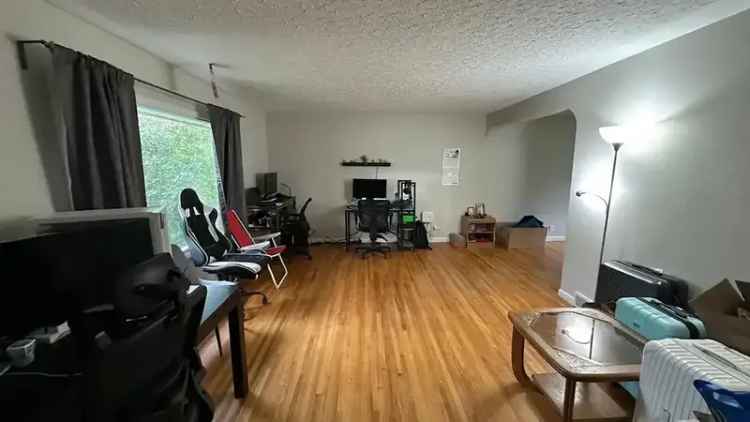 Rent Charming Main Floor Property in Calgary with Modern Updates