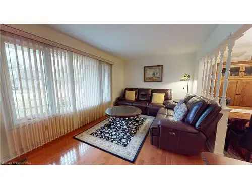 House For Sale In Forest Heights, Kitchener, Ontario