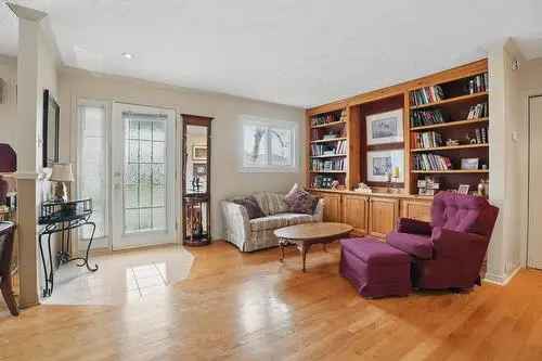 Bright Bungalow in Gatineau Touraine Family Friendly Home