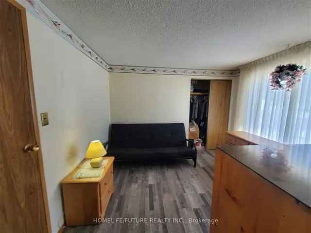 House For Sale in Georgina, Ontario