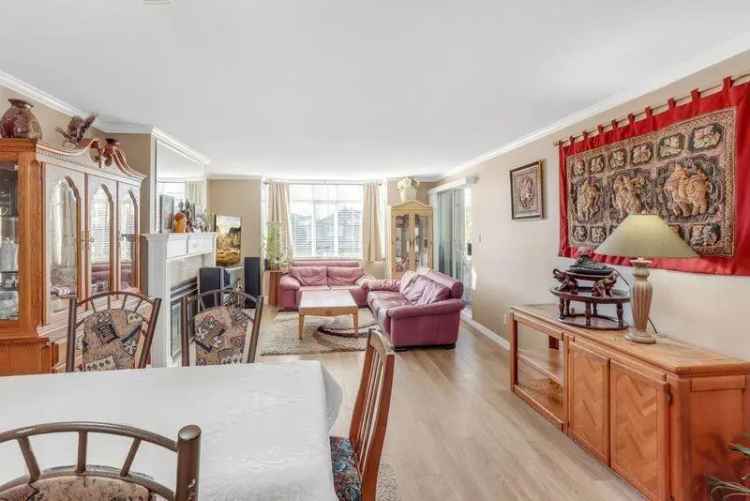 Spacious Condo for Sale in Fraser Gates