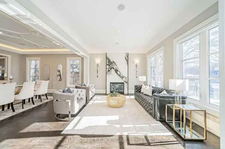 Luxury 8000 Sqft Custom Estate in Thornhill