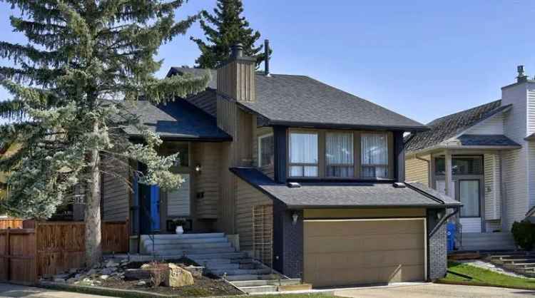 Spacious 3-Bedroom Ranchlands Home with Updated Kitchen and Deck