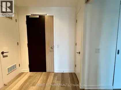 1 room apartment of 354 m² in Toronto