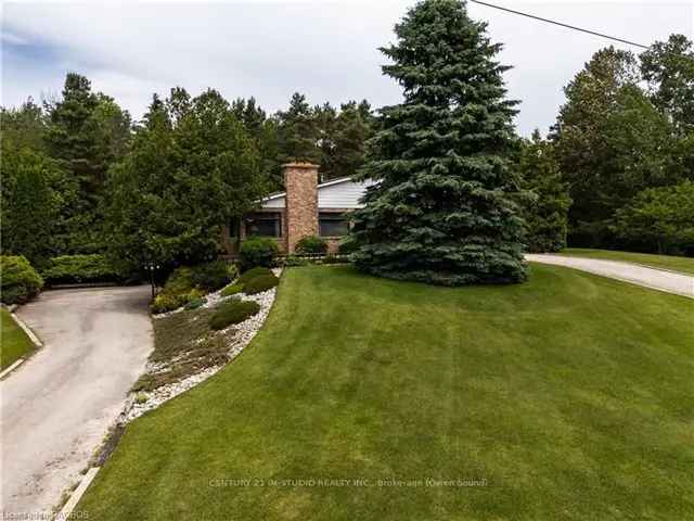 House For Sale in Sauble Beach, Ontario