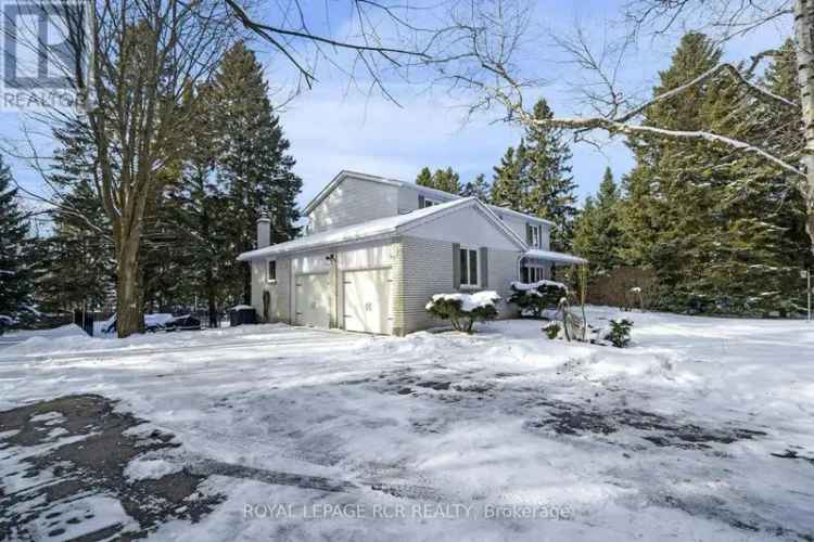 4 1 Bedroom Caledon Village Home with In Ground Pool