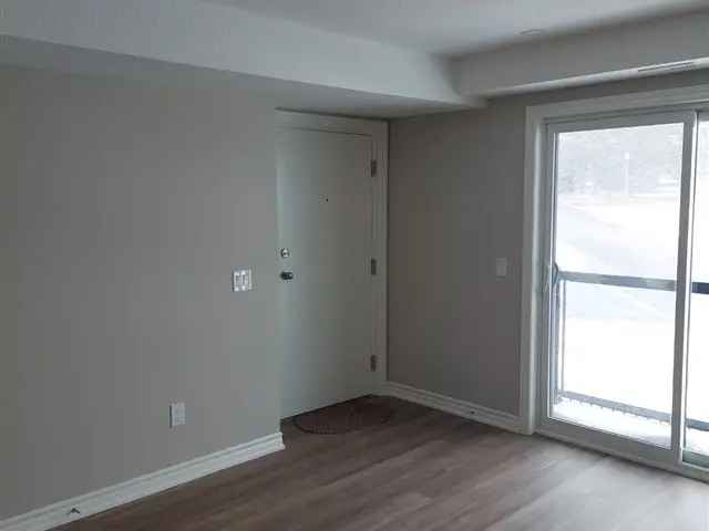 1 Year Old 2 Bedroom Townhome with Modern Kitchen and In-Unit Laundry