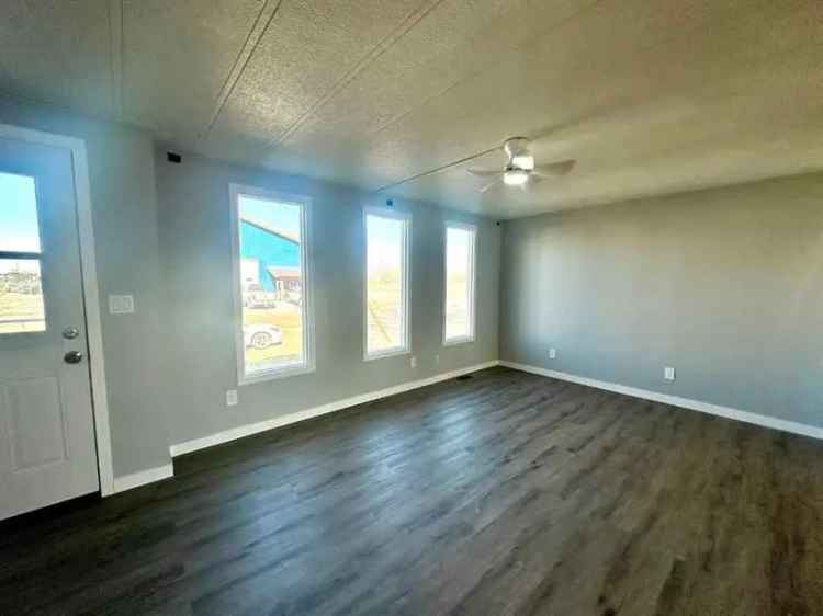 House For Rent in Town of Nanton, Alberta