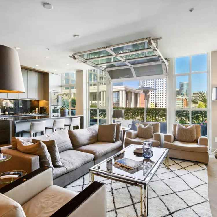 Luxury Condo for Sale: Indoor Outdoor Living Pinnacle