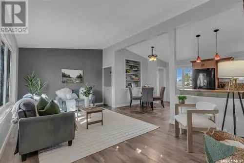 960 sq ft Bungalow in Nutana Park Saskatoon
