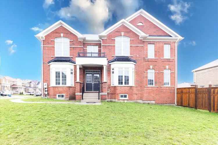 House For Sale in Clarington, Ontario