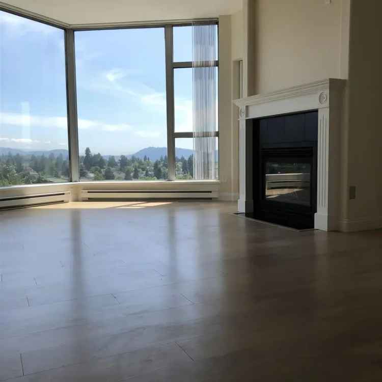 1073 Sqft 2 Bed 2 Bath Corner Unit at The Grande Central Lonsdale