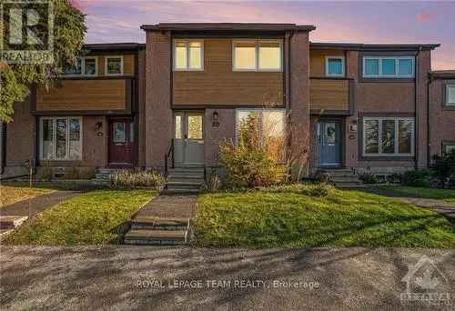 Townhouse For Sale In Hunt Club East - Western Community, Ottawa, Ontario