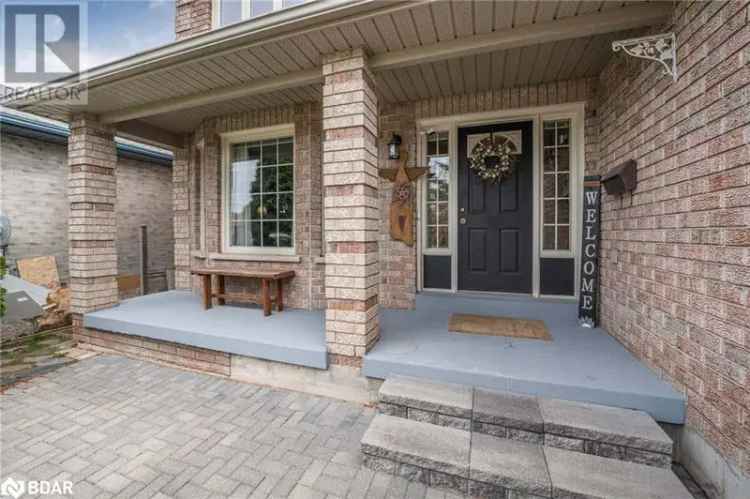 4 Bedroom Family Home in Barrie Northwest