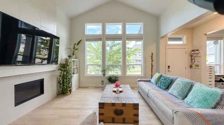 Grandview Surrey House for Sale in Edgewood Gate