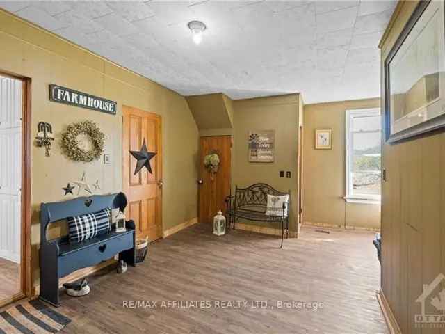 House For Sale in Rideau Lakes, Ontario