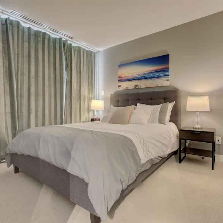 Downtown Luxurious 1-Bedroom Plus Den Condo For Sale