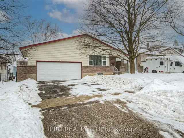 3 Bedroom Detached Bungalow with Legal Basement Apartment