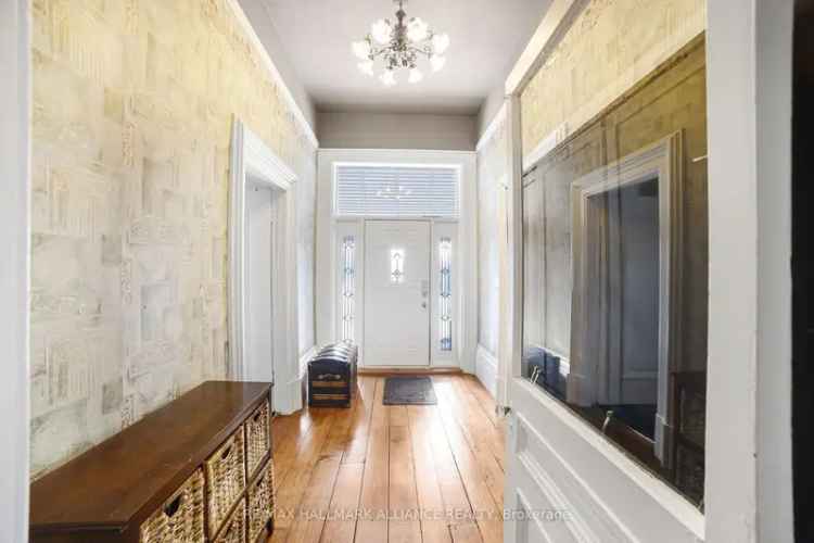 Lake Ontario Waterfront Bungalow Luxury Home