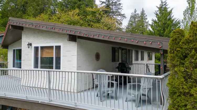 5 Bedroom Family Home in Central Sechelt