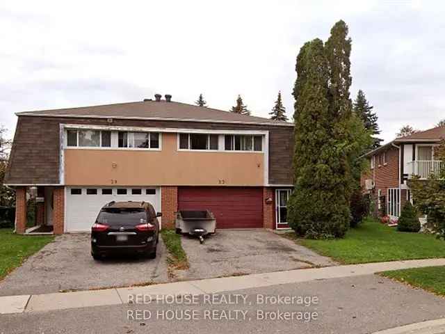 House For Sale in Toronto, Ontario