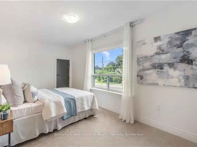 House For Sale in Oshawa, Ontario