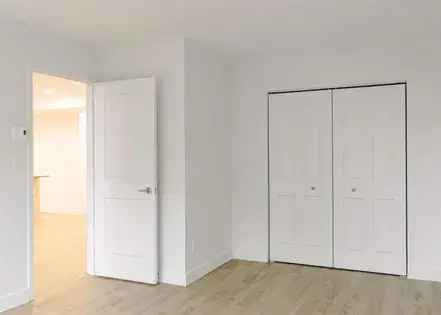 1 room apartment of 88 m² in Montreal