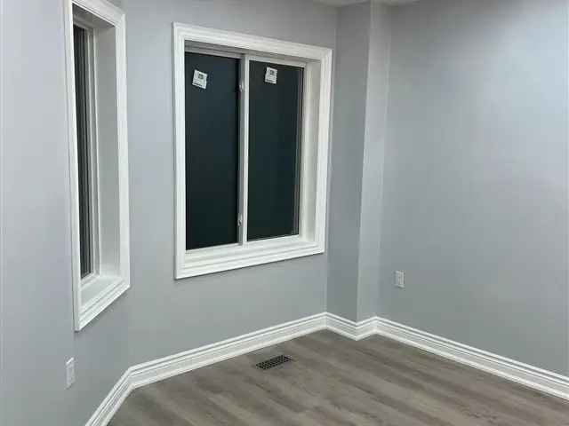 Newly Renovated 3-Bedroom Home in Southwest Barrie