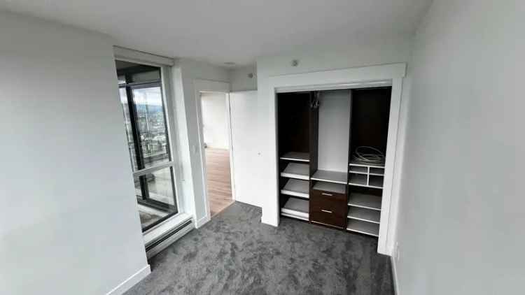2 Bed 2 Bath Condo with Mountain View and Amenities