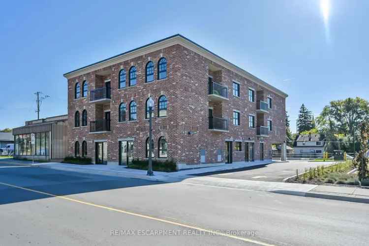 Cayuga Condo: 2-Bedroom near Grand River