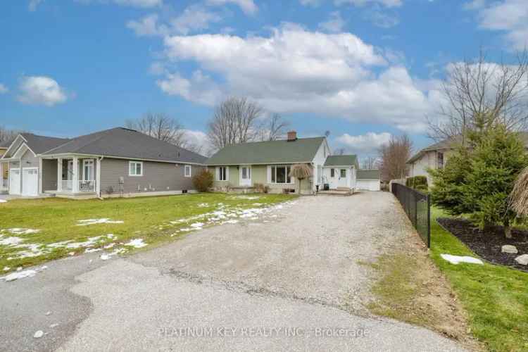 House For Sale in Warwick, Ontario