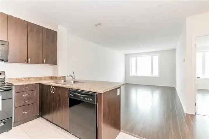 1 Bed 1 Den 1 Bath Condo Apartment For Rent in Markham