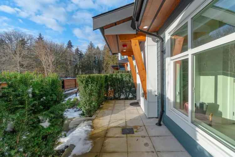 House For Sale in District of North Vancouver, British Columbia