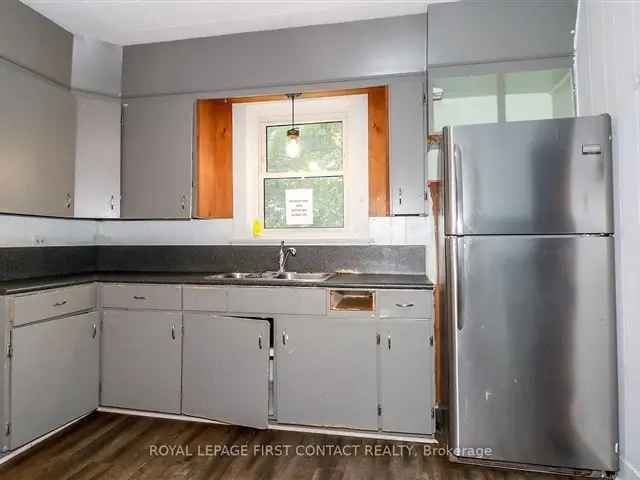 Affordable 3-Bedroom Home in Midland - Close to Downtown and Beaches