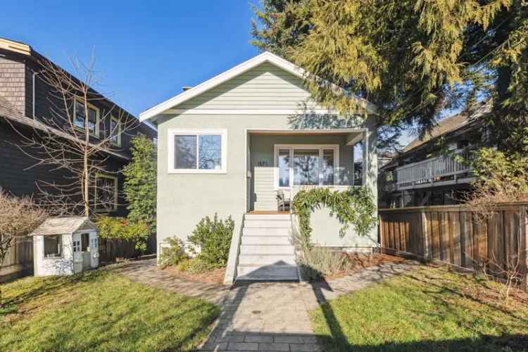 1571 E 20TH Avenue in Vancouver: Knight House for sale (Vancouver East)  : MLS®# R2962151