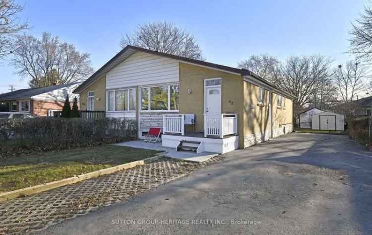 House For Sale in Ajax, Ontario