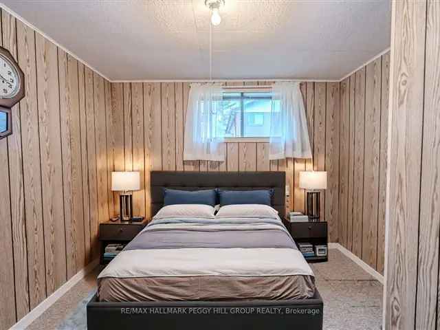 House For Sale in Orillia, Ontario