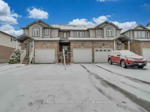 3 Bedroom Freehold Townhouse For Lease Near Schools and Amenities