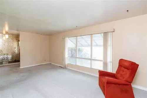 231 Olive Street House For Sale in Winnipeg