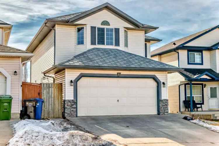 House For Sale in Calgary, Alberta