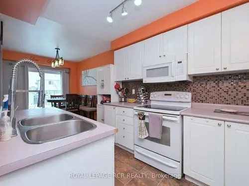 Buy House Barrie Beautifully Maintained Townhouse with Hot Tub